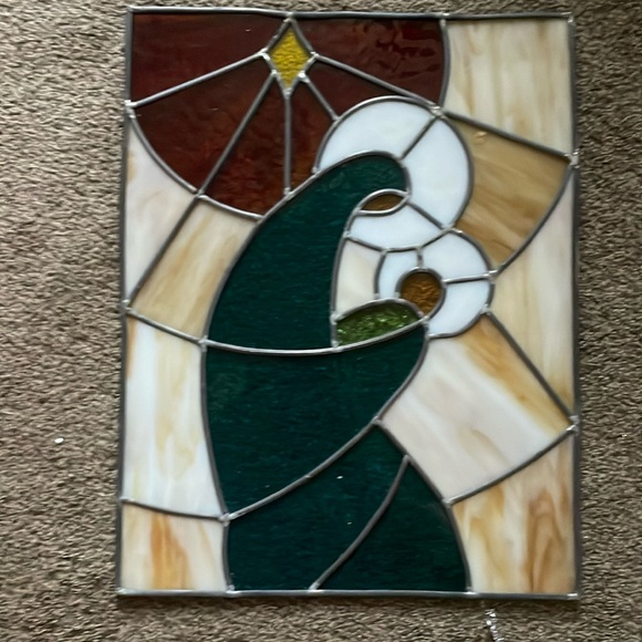 Stained glass on Mary and Jesus - Picture 2 of 2